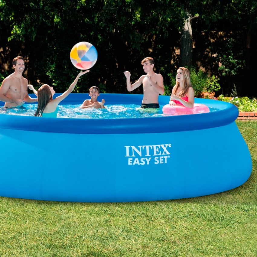 Piscina insuflável Intex da linha Easy Set com capacidade para 12.430 litros de água. Inclui: bomba de cartucho 3.785 l/h, cober