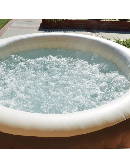 Spa insuflável Intex fabricado com a tecnologia FiberTech e PVC. Sistema de bolhas produzidas por 140 saídas de ar à pressão. In