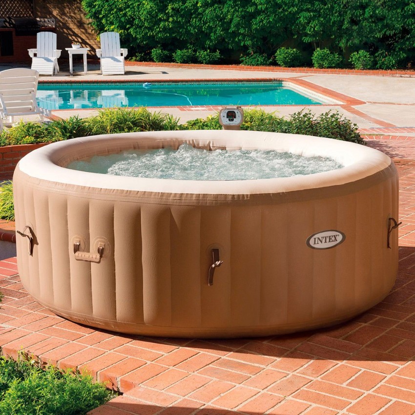Spa insuflável Intex fabricado com a tecnologia FiberTech e PVC. Sistema de bolhas produzidas por 140 saídas de ar à pressão. In