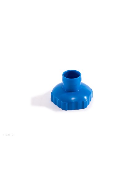 Peça de plástico utilizada para encaixar a mangueira que conecta o skimmer à saída de água das piscinas em direção à bomba.