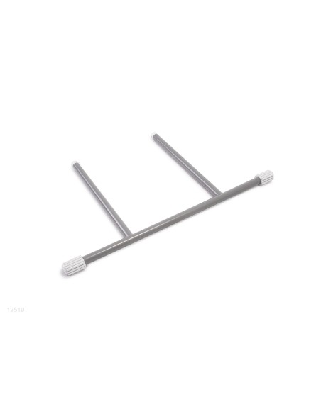 Barra inferior tipo "C" que forma uno de los pies de la escalera de peldaños desmontables de 132cm de altura.